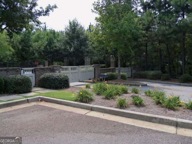660 Barnett Shoals Road 116, Athens, GA 30605
