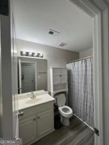 660 Barnett Shoals Road 116, Athens, GA 30605