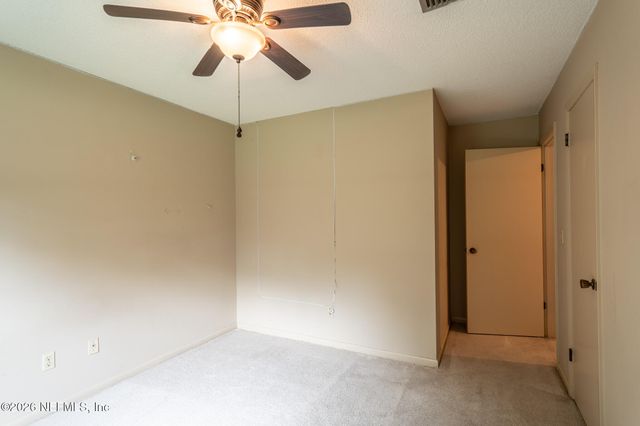 4909 BEIGE Street, Jacksonville, FL 32258