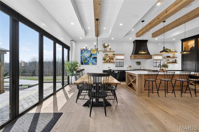 350 Birkhead Road, Winfield, MO 63389