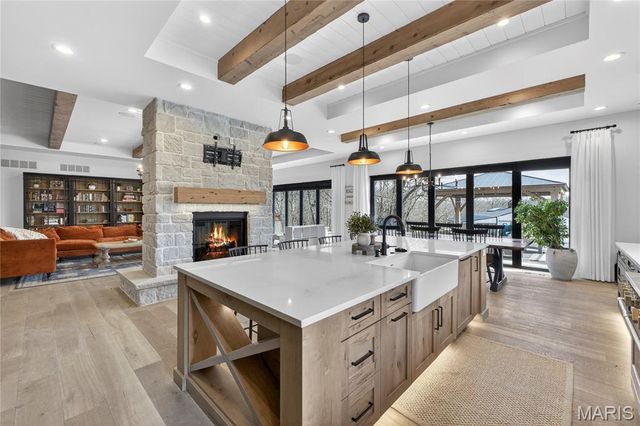 350 Birkhead Road, Winfield, MO 63389