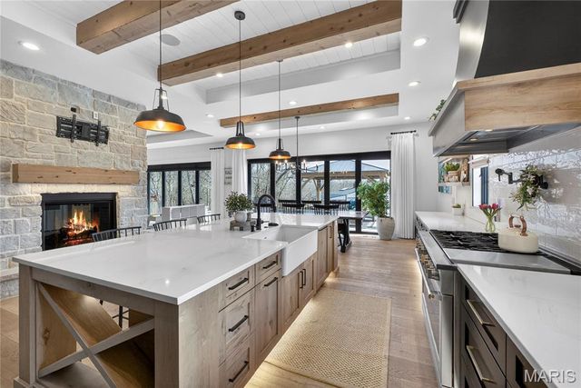 350 Birkhead Road, Winfield, MO 63389