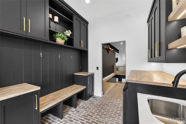 350 Birkhead Road, Winfield, MO 63389