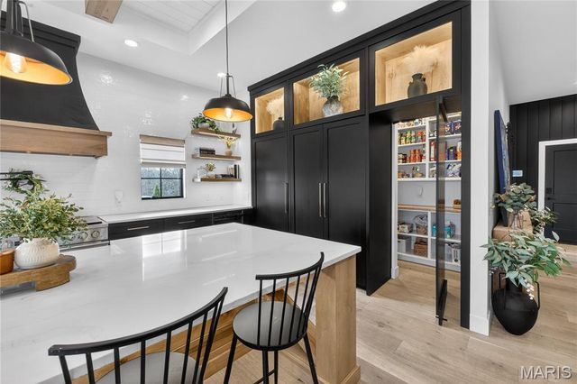 350 Birkhead Road, Winfield, MO 63389