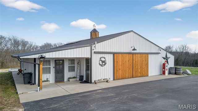 350 Birkhead Road, Winfield, MO 63389