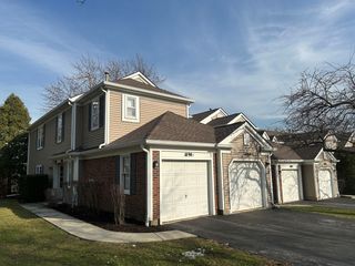 1890 Pebble Beach Circle, Elk Grove Village, IL 60007