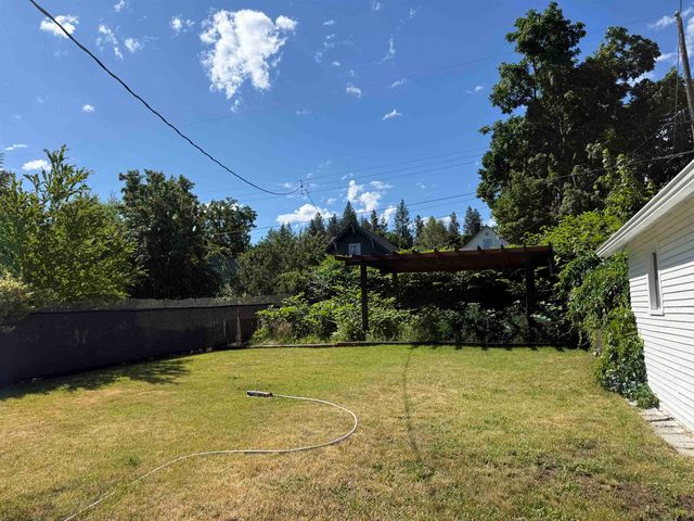 1208 E 11th Ave, Spokane, WA 99202