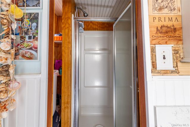 28 Anchor Path, Baiting Hollow, NY 11933