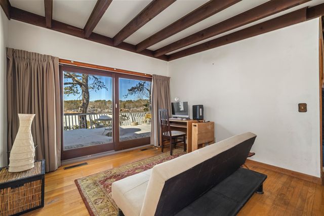 36 Little Neck Lane, Mashpee, MA 02649