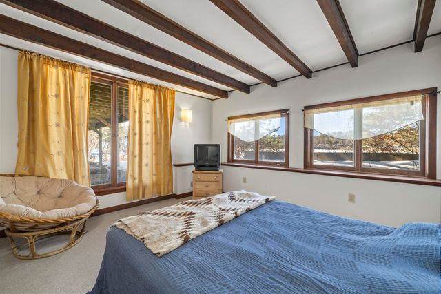 36 Little Neck Lane, Mashpee, MA 02649