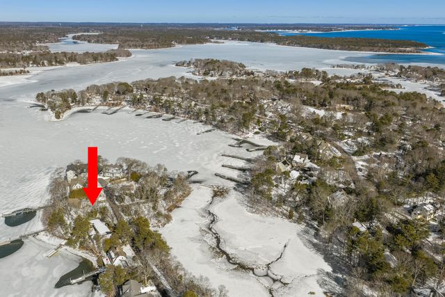 36 Little Neck Lane, Mashpee, MA 02649