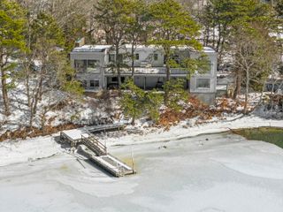 36 Little Neck Lane, Mashpee, MA 02649