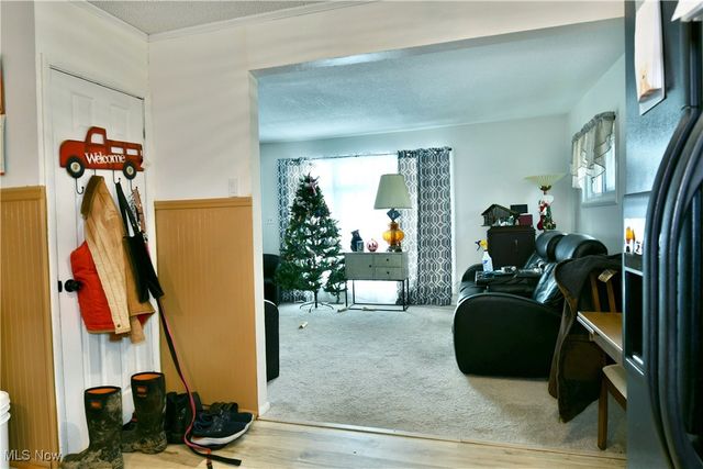 229 Jacobs Road, Hubbard, OH 44425