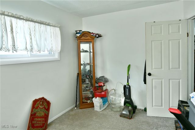 229 Jacobs Road, Hubbard, OH 44425