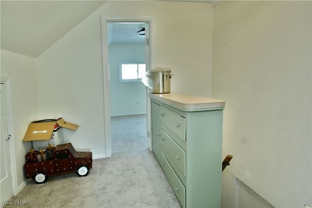 229 Jacobs Road, Hubbard, OH 44425