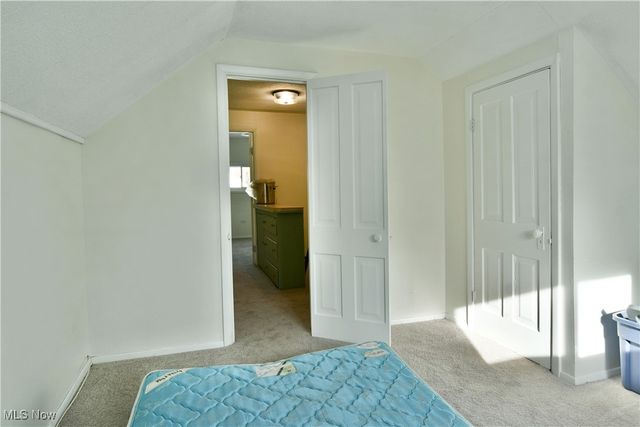 229 Jacobs Road, Hubbard, OH 44425