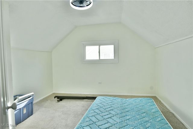 229 Jacobs Road, Hubbard, OH 44425