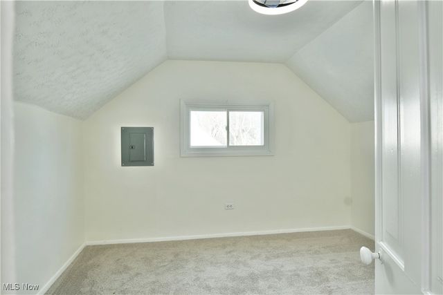 229 Jacobs Road, Hubbard, OH 44425