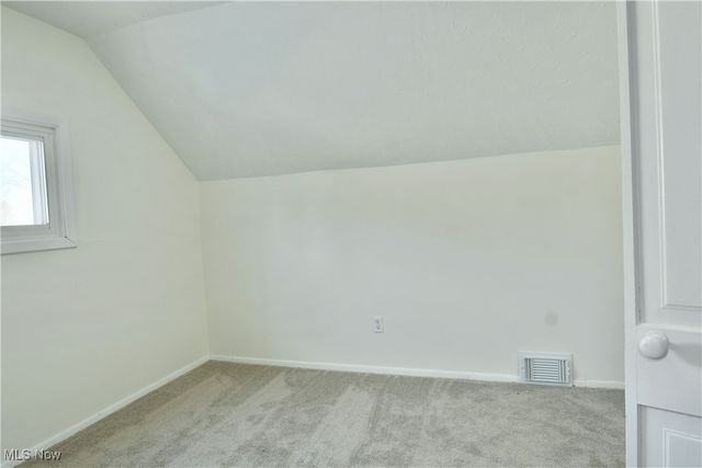 229 Jacobs Road, Hubbard, OH 44425