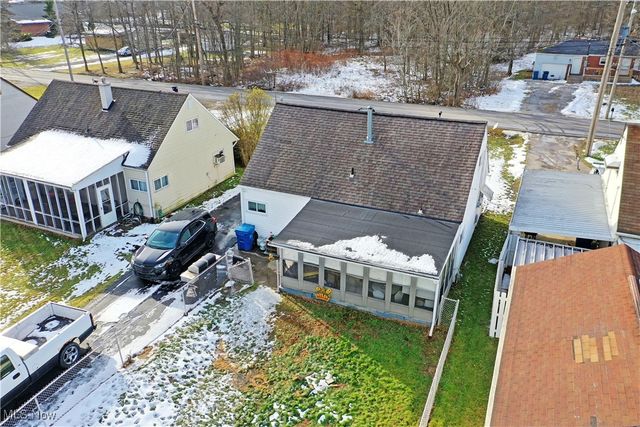 229 Jacobs Road, Hubbard, OH 44425