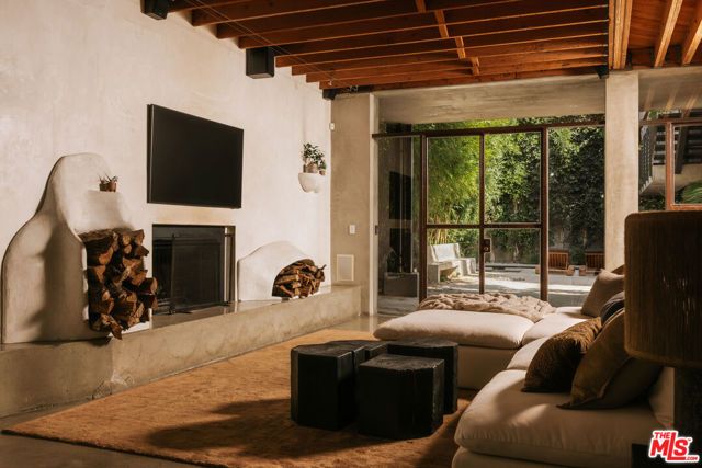 554 Westminster Avenue, Los Angeles, CA 90291