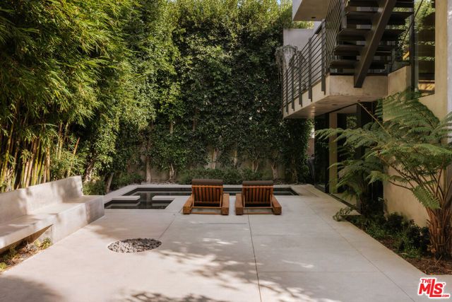 554 Westminster Avenue, Los Angeles, CA 90291