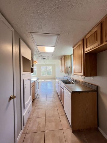 16450 Hibiscus Lane, Friendswood, TX 77546