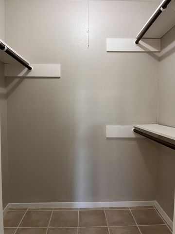 16450 Hibiscus Lane, Friendswood, TX 77546