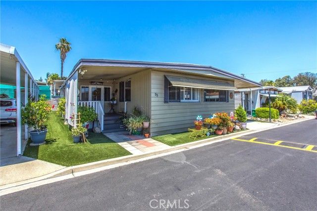 2755 Arrow Highway 95, La Verne, CA 91750