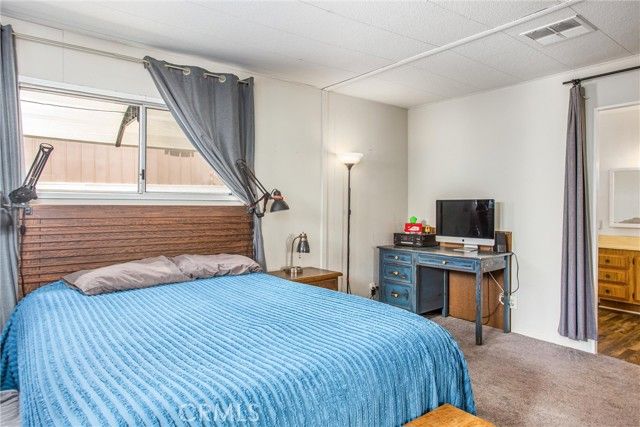 2755 Arrow Highway 95, La Verne, CA 91750