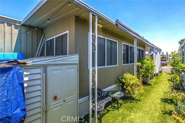 2755 Arrow Highway 95, La Verne, CA 91750