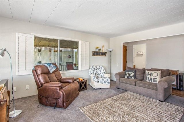 2755 Arrow Highway 95, La Verne, CA 91750