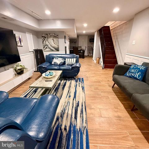 737 COBBS CREEK PKWY, Philadelphia, PA 19143