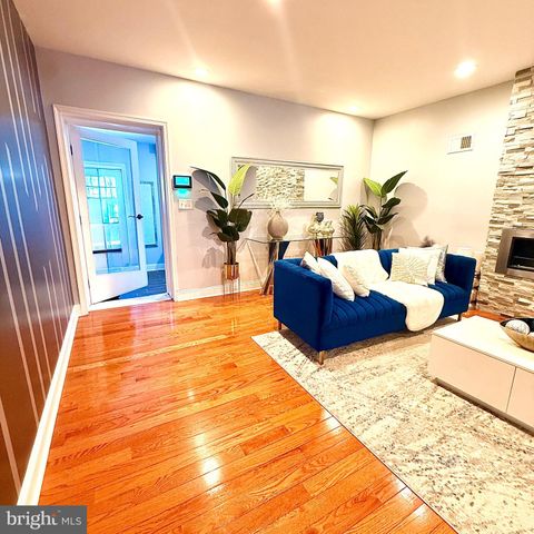 737 COBBS CREEK PKWY, Philadelphia, PA 19143