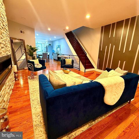 737 COBBS CREEK PKWY, Philadelphia, PA 19143