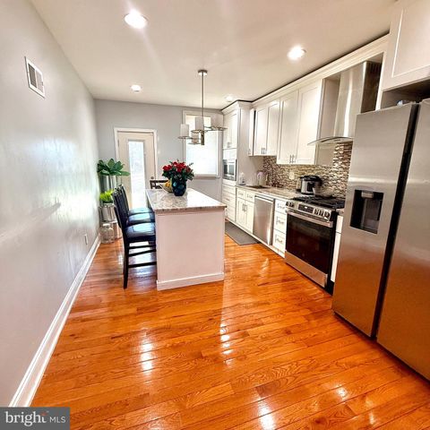 737 COBBS CREEK PKWY, Philadelphia, PA 19143