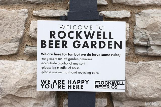 6963 Chippewa Street, St Louis, MO 63109