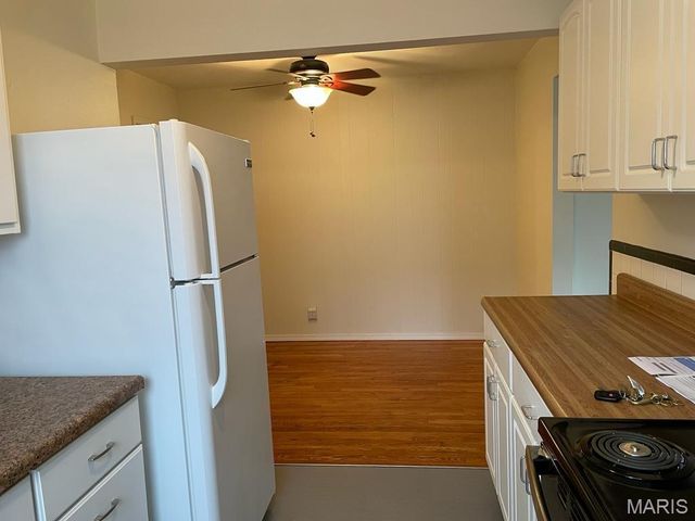 6963 Chippewa Street, St Louis, MO 63109