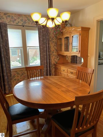 908 S Fancher Street, Mt Pleasant, MI 48858