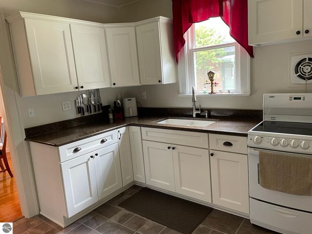 908 S Fancher Street, Mt Pleasant, MI 48858