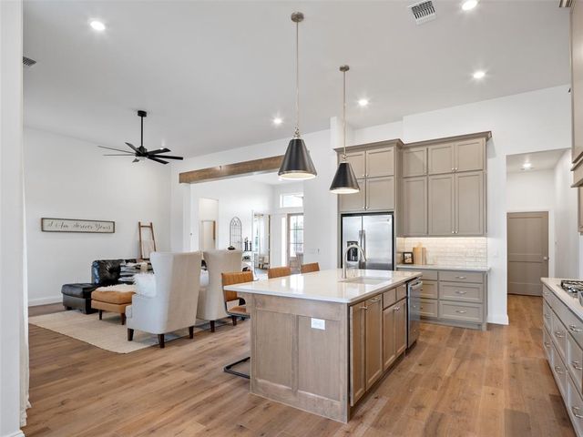 9217 SW 90th Street, Mustang, OK 73064