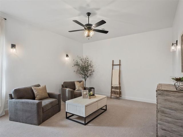 9217 SW 90th Street, Mustang, OK 73064