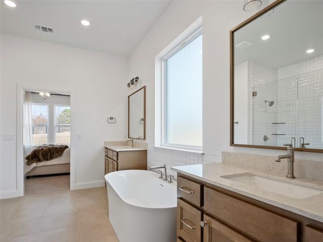 9217 SW 90th Street, Mustang, OK 73064