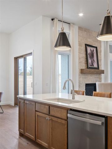 9217 SW 90th Street, Mustang, OK 73064