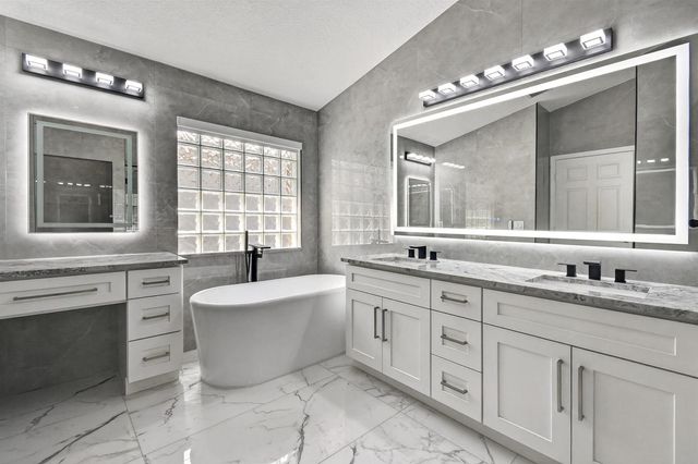 6274 VIA PRIMO Street, Lake Worth, FL 33467