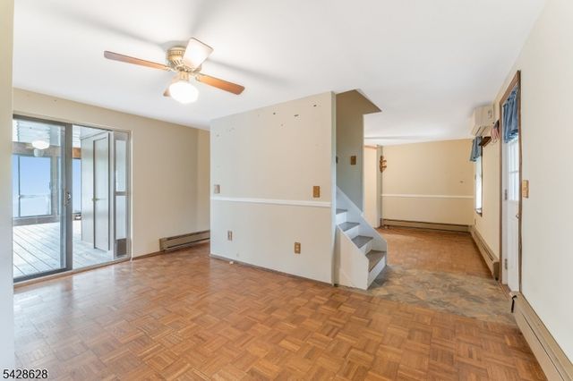 97 Hickory Corner Rd, Alexandria Twp., NJ 08848