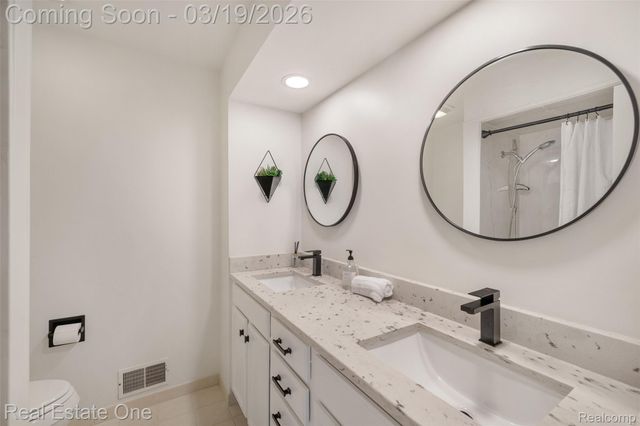 4775 Stanley Avenue, Warren, MI 48092