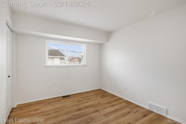 4775 Stanley Avenue, Warren, MI 48092