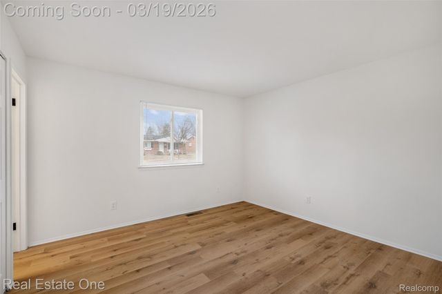 4775 Stanley Avenue, Warren, MI 48092