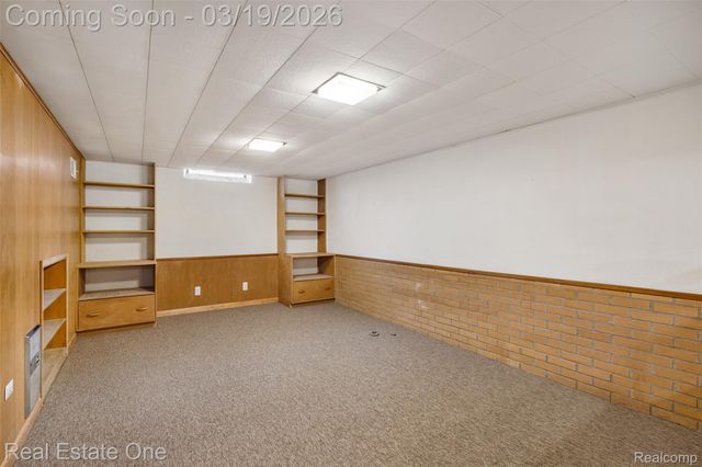 4775 Stanley Avenue, Warren, MI 48092